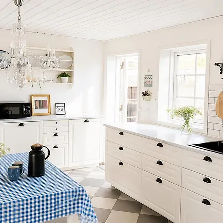 Feriehus Edin - 4km From The Sea By Interhome